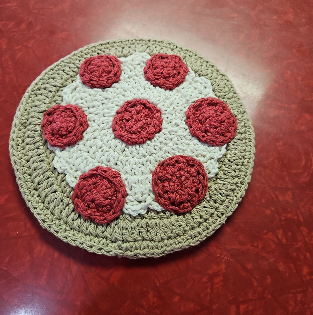Handmade Crochet Pepperoni Pizza Hot Pad 8.5"- Red, White, Tan